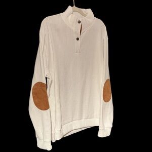 Men’s pullover shirt